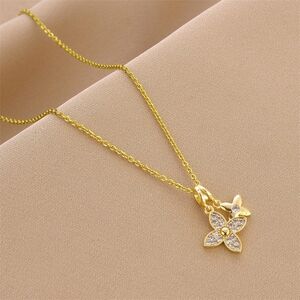 Stainless Steel Sparkly Gold Flower Pendant Necklace – Anthropologie Inspired